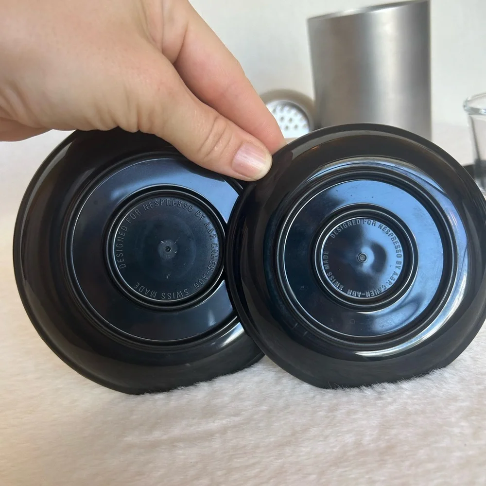 Nespresso Bundle - Picture 7 of 10